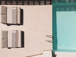 Casa Del Mar Mykonos Seaside Resort