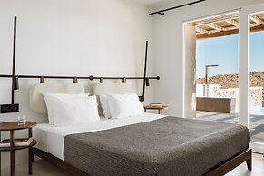 Casa Del Mar Mykonos Seaside Resort