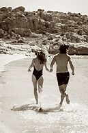 Casa Del Mar Mykonos Seaside Resort