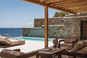 Casa Del Mar Mykonos Seaside Resort