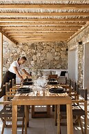 Casa Del Mar Mykonos Seaside Resort