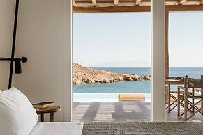 Casa Del Mar Mykonos Seaside Resort