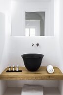 Casa Del Mar Mykonos Seaside Resort