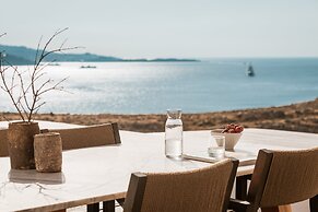 Casa Del Mar Mykonos Seaside Resort