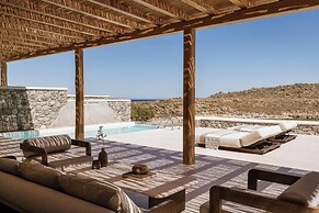 Casa Del Mar Mykonos Seaside Resort