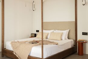 Casa Del Mar Mykonos Seaside Resort