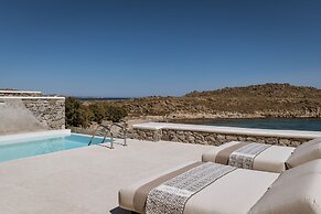 Casa Del Mar Mykonos Seaside Resort