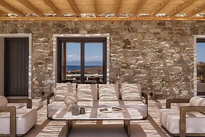 Casa Del Mar Mykonos Seaside Resort