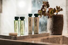 Casa Del Mar Mykonos Seaside Resort