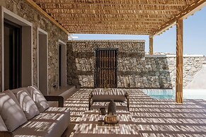 Casa Del Mar Mykonos Seaside Resort