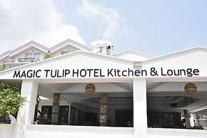 Magic Tulip Hotel