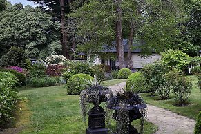 Moulton Park Cottages