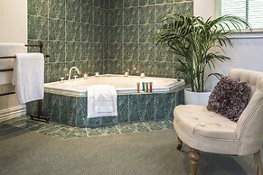 Moulton Park Cottages