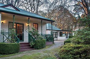 Moulton Park Cottages