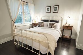 Moulton Park Cottages