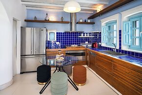 Anema Boutique Hotel & Villas Santorini