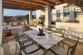 Anema Boutique Hotel & Villas Santorini