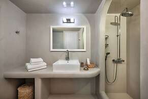 Anema Boutique Hotel & Villas Santorini