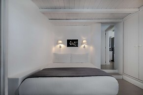 Anema Boutique Hotel & Villas Santorini