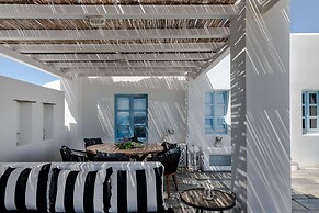 Anema Boutique Hotel & Villas Santorini