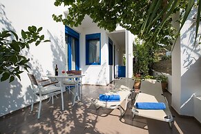 Anna Plakias Apartments