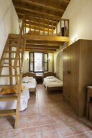 Camelot Traditional & Classic Hotel