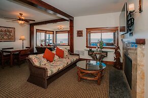 Pantai Inn