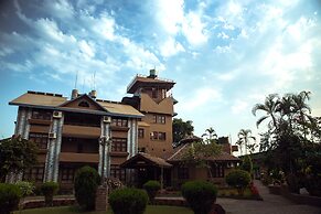 Safari Adventure Lodge