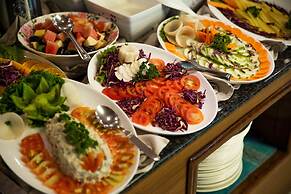 Safari Adventure Lodge