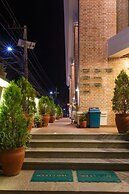 Hotel Ambassador by ACE Hotels