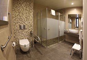 Notre Dame of Jerusalem Center