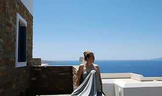 Andros Prive Suites