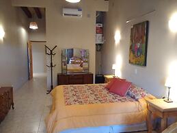 Posada Cavieres Wine Farm