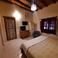 Posada Cavieres Wine Farm