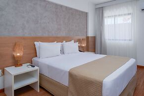 Palms Ponta Verde by Tropicalis