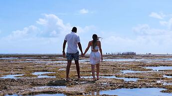 Palms Ponta Verde by Tropicalis