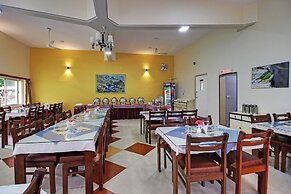 Hotel Sunset Inn Mount Abu with Swimming Pool