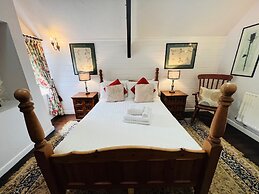 The Peak Hotel
