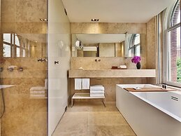 Conservatorium Hotel (Operated by Mandarin Oriental)