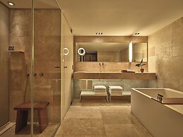 Conservatorium Hotel