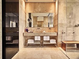 Conservatorium Hotel