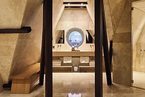 Conservatorium Hotel