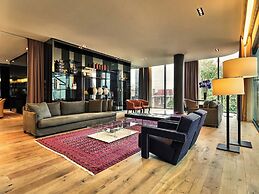 Conservatorium Hotel