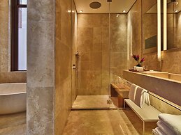 Conservatorium Hotel