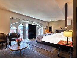 Conservatorium Hotel