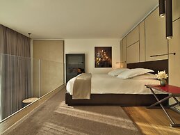 Conservatorium Hotel (Operated by Mandarin Oriental)