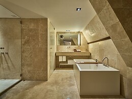 Conservatorium Hotel