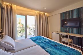 Universal Hotel Romantica