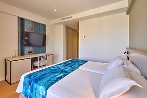 Universal Hotel Romantica