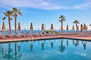 Universal Hotel Romantica